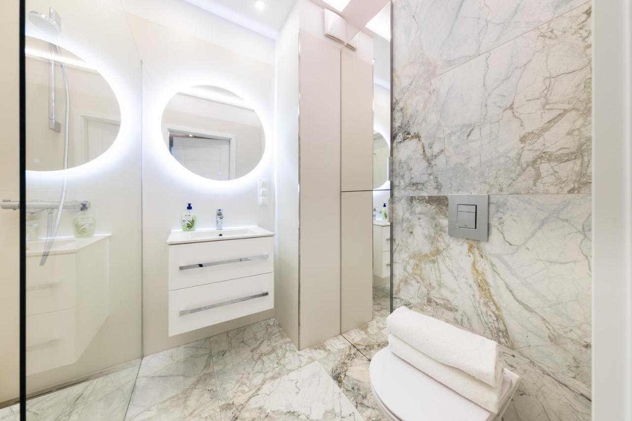 Apartament Luxury Two-Bedroom Białystok Exteriör bild